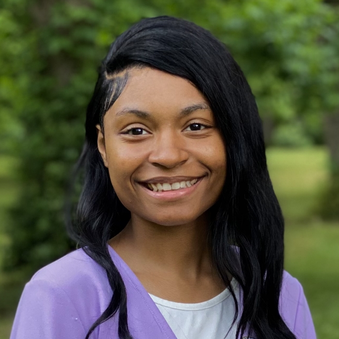 Dental assistant Aaliyah